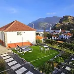 Feriehus Dinos Sea View *