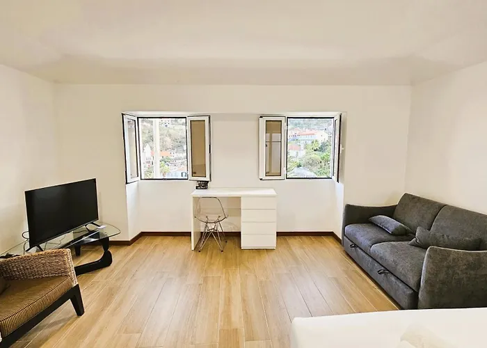 بيت للعطل Dinos Sea View *