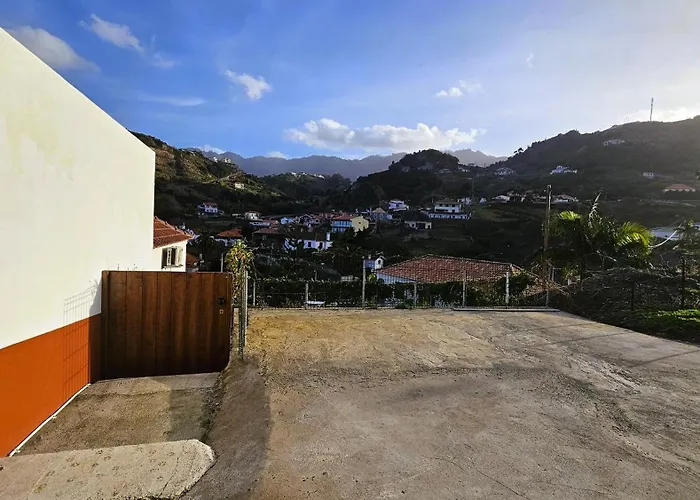 Dinos Sea View بيت للعطل